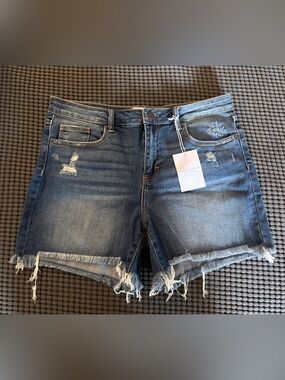 CJLA Revy shorts